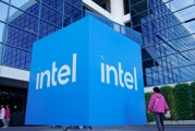英特尔面临股东集体诉讼，股价持续暴跌