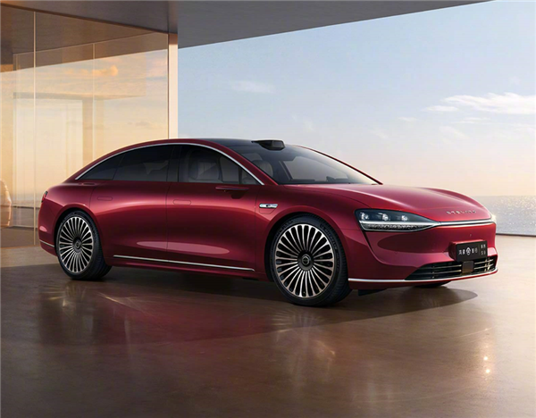 有企业家称余承东让他省了100多万:买享界S9后迈巴赫等豪车可以扔了